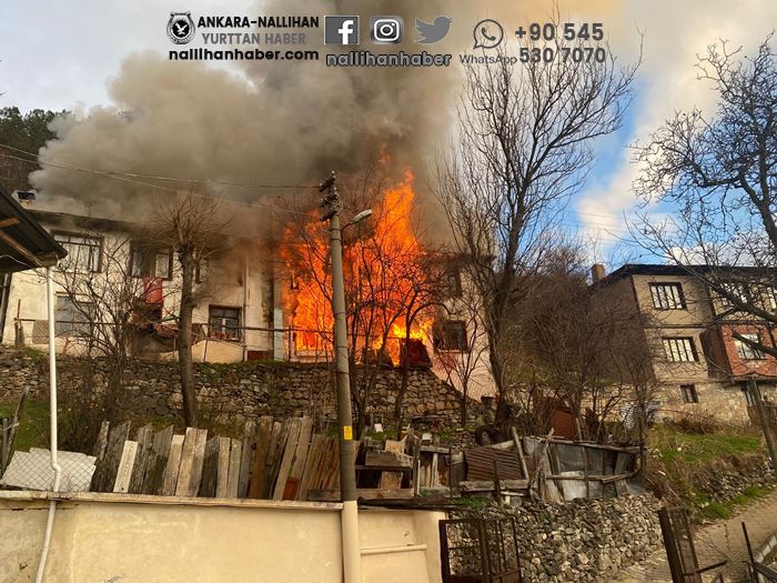 Mudurnu'da korkutan yangın! 2 ev yandı!